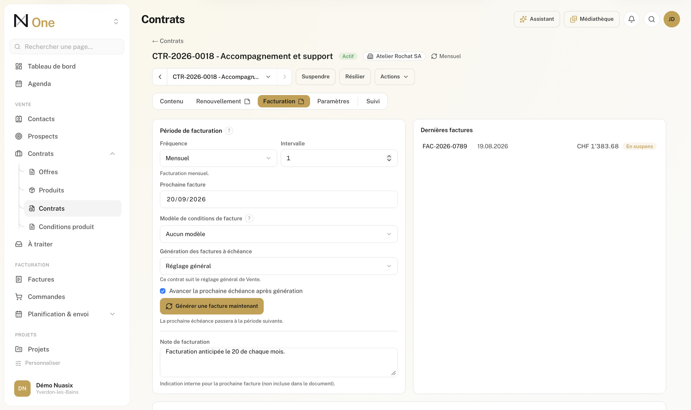 La fiche d'un contrat, ses deux cadences et sa prochaine facture